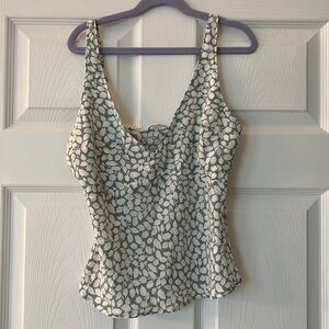 NWOT Abercrombie and Fitch tank silky XXS